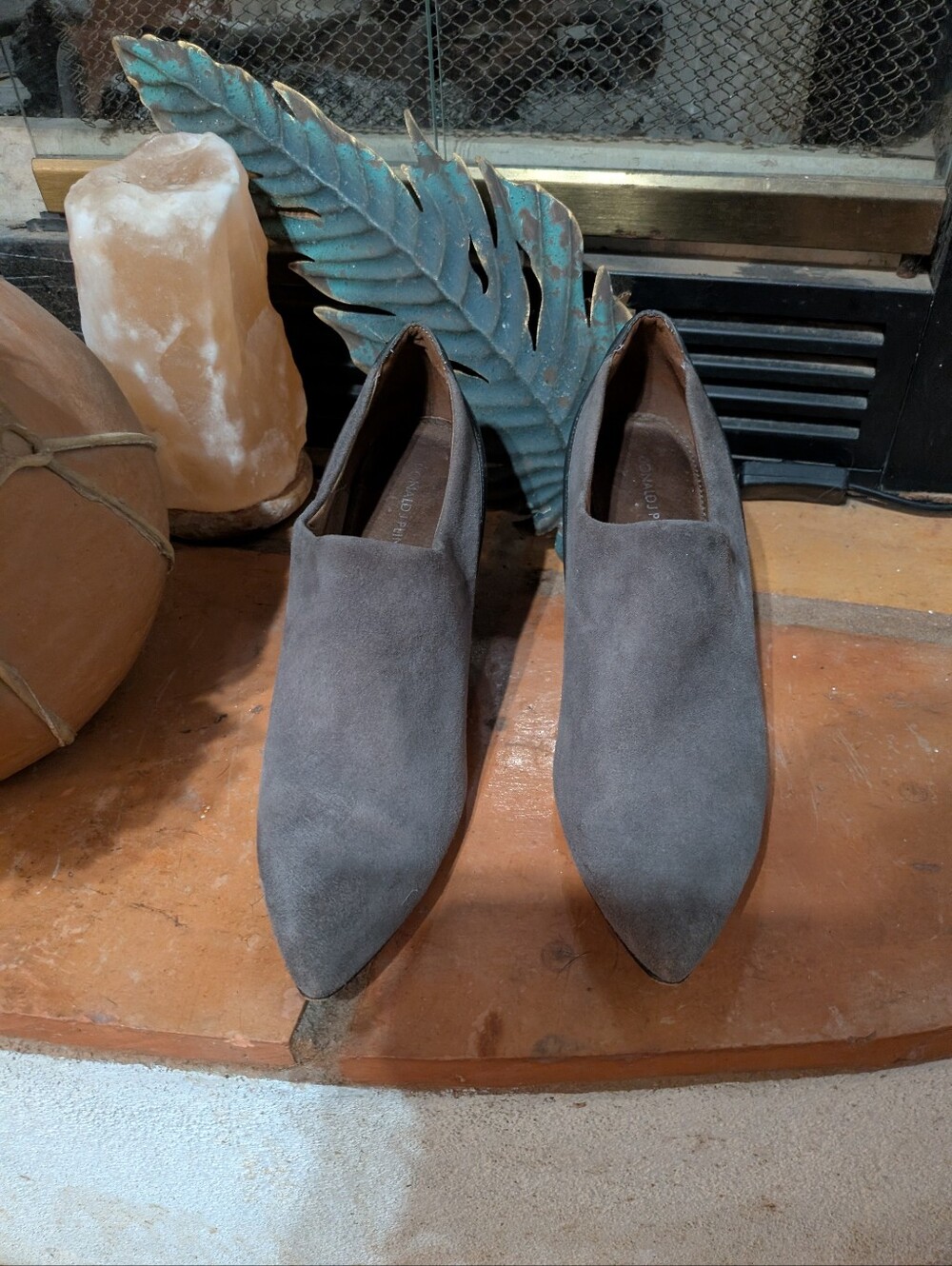 Donald J. Pliner Gray Suede "Shooties" Snake Skin Heel Size 10M